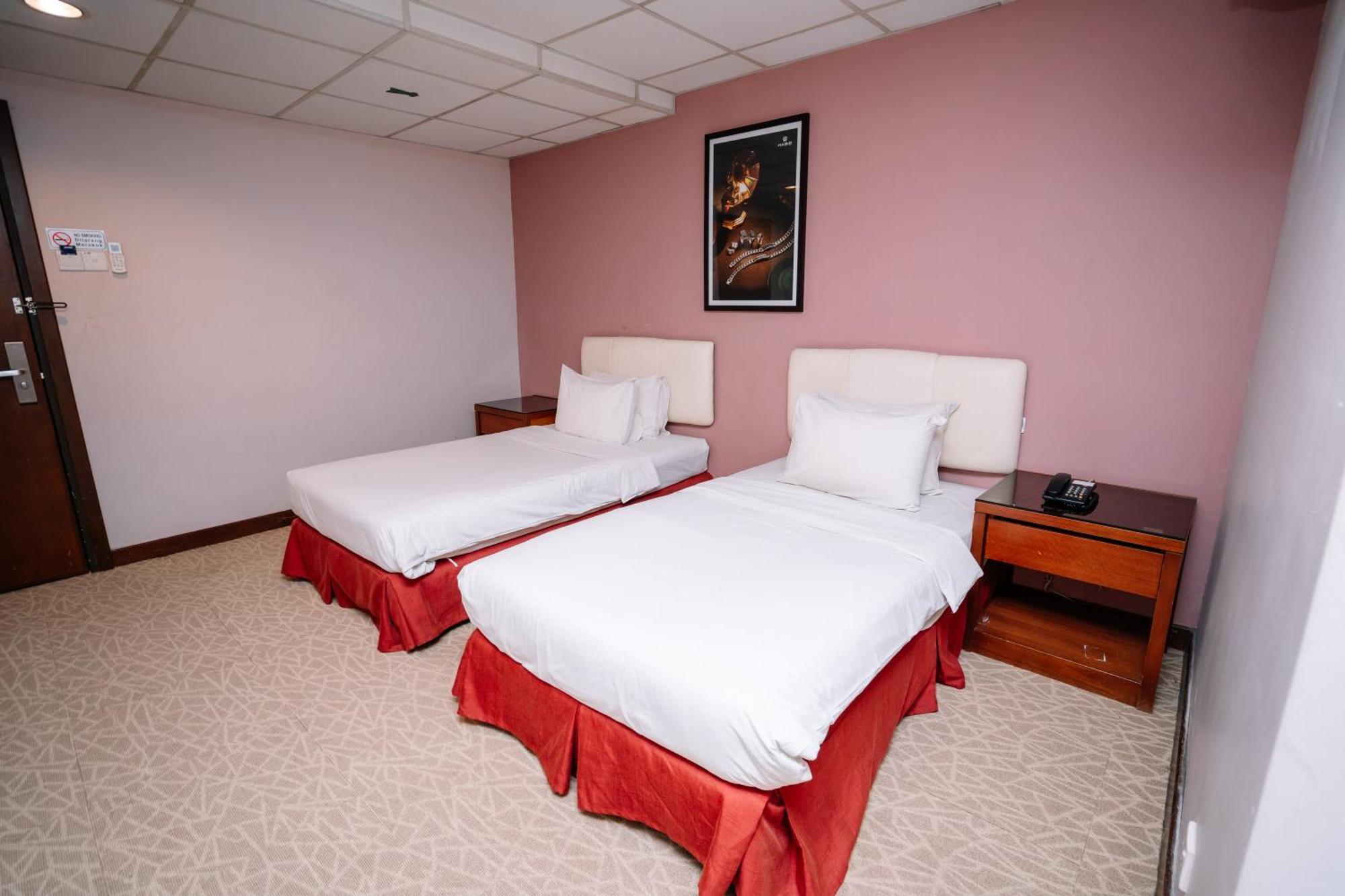 Jewels Hotel Кота-Бару Экстерьер фото