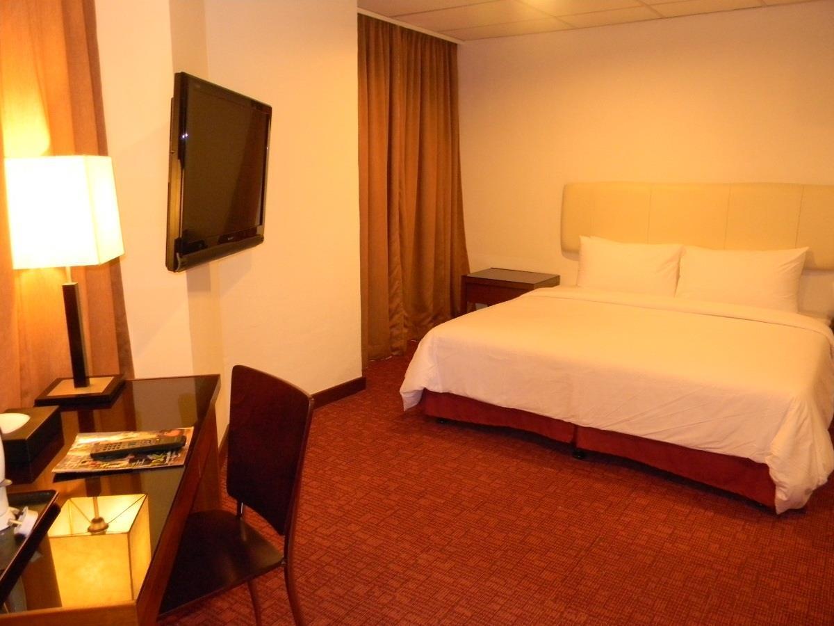 Jewels Hotel Кота-Бару Экстерьер фото